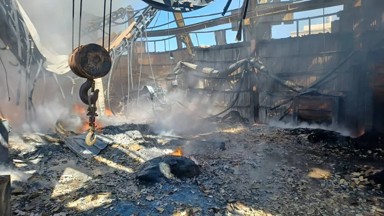 警消估計火場面積約70平方公尺。讀者提供