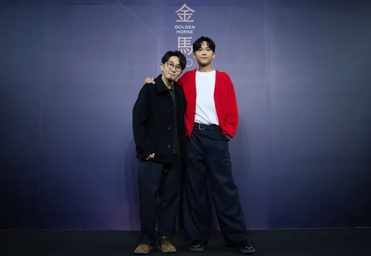 卓亦謙（左）與盧鎮業大學時期就認識。金馬提供