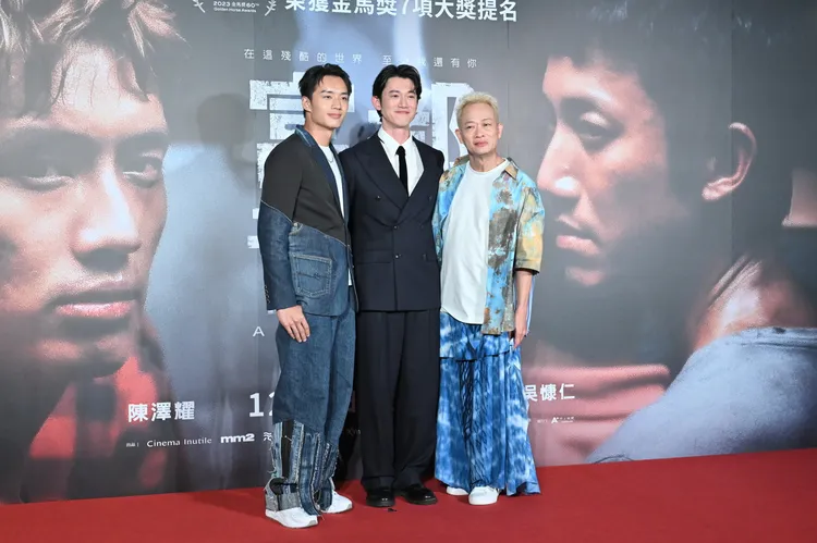 陳澤耀（左起）、吳慷仁和鄧金煌同台。攝影中心攝