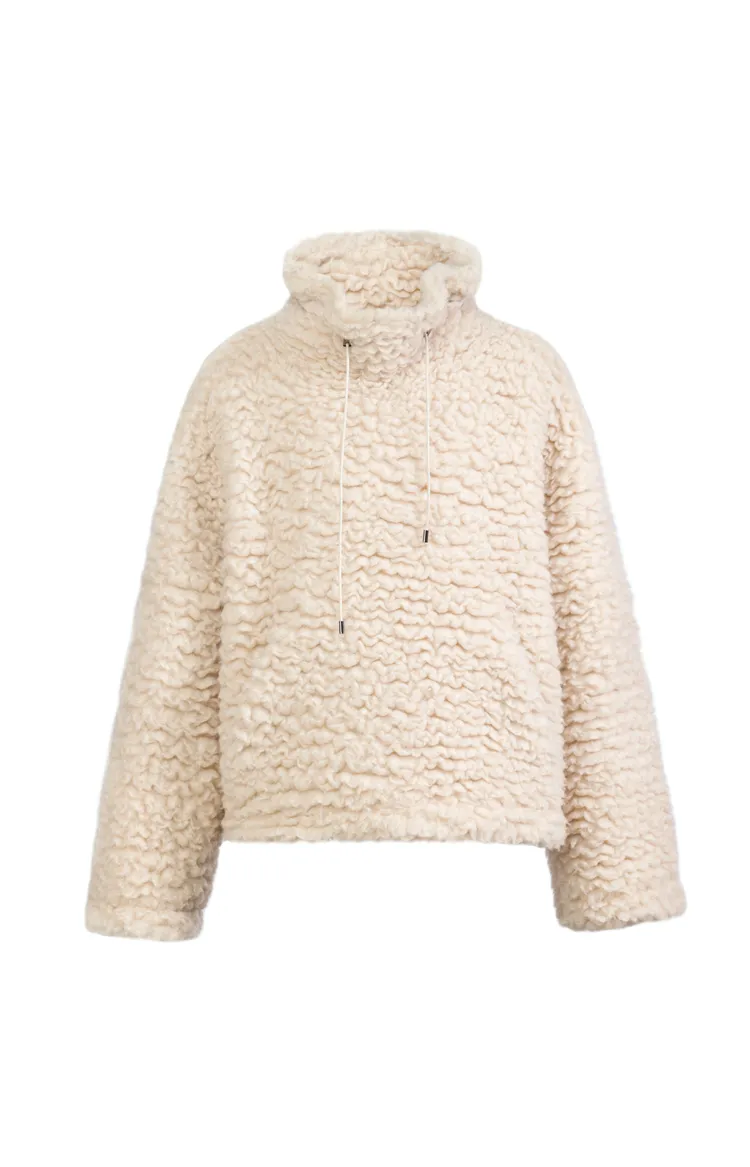 NIYENCASHFUR外套，價格店洽。品牌提供