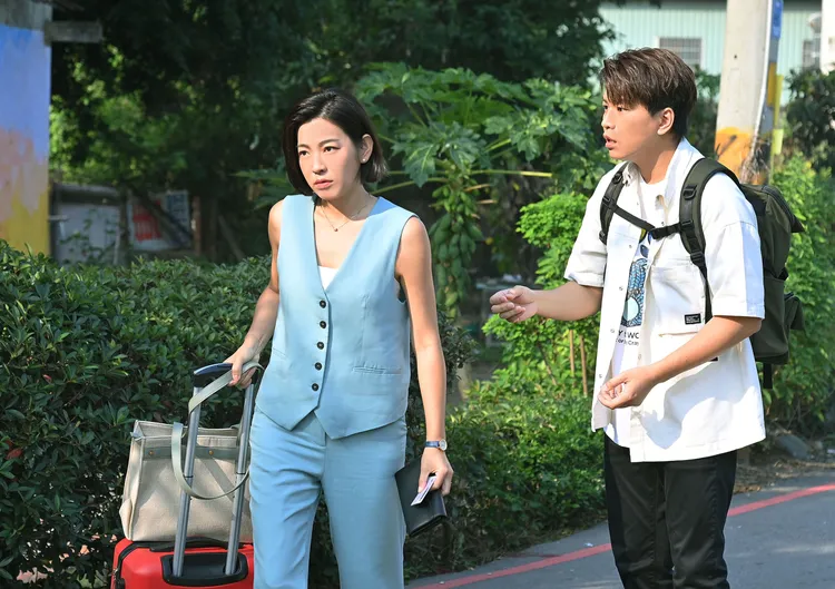 米可白（左）和蕭景鴻的對手戲不少。台視提供 