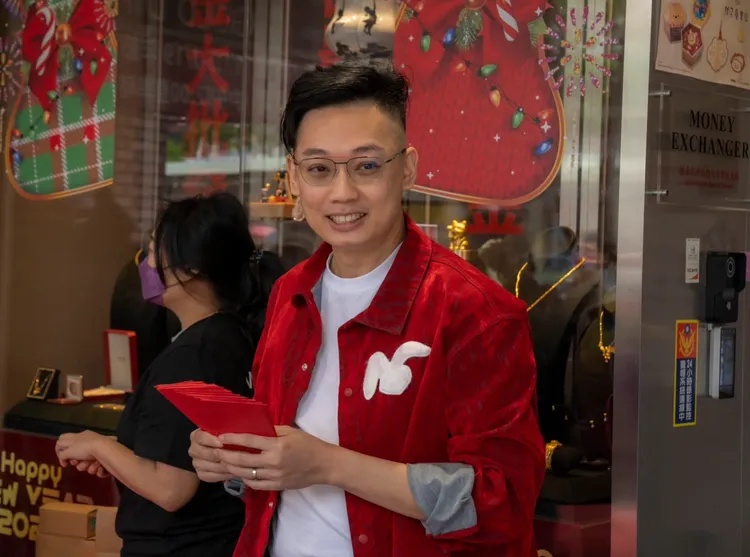 睿森銀樓負責人涂誠文潛逃遭通緝。翻攝涂誠文臉書