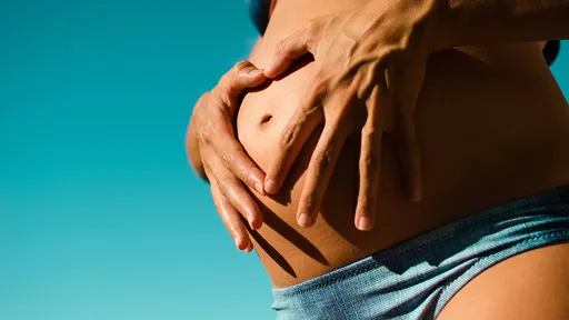 不孕男「女友說她懷孕了」怎麼辦　百萬瀏覽！網勸他別急分手