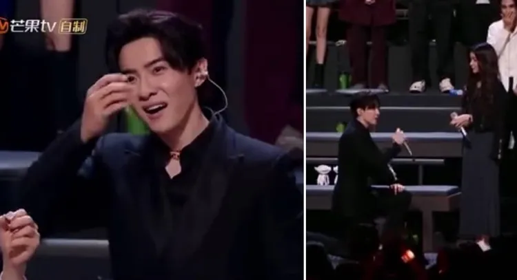 唐禹哲用別人的戒指下跪求婚。翻攝芒果TV