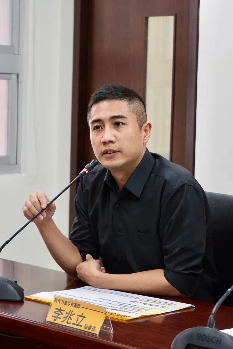 李兆立說，黃國昌選擇和吳春城共列不分區名單，難以想像下一屆立院如何推動揭弊者保護法。時力提供