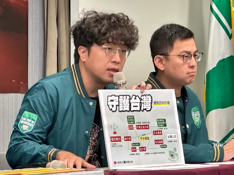 沈伯洋提出中共介選類別。潘袁詩羽攝