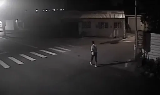 男子这原因2度肇逃弃车落跑 演很大!装路人槟榔摊前喝饮料遭警识破