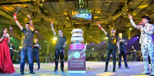 王品12/14辦萬人尾牙!今年調薪最高近9% 月薪上看6.5萬