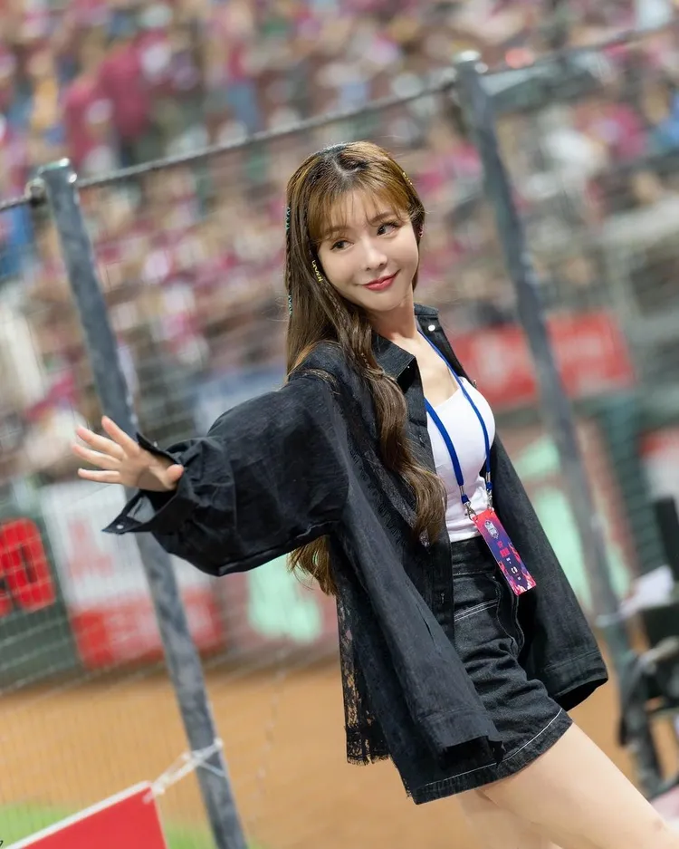 倪暄退團後，昨天主場最終戰重回熟悉的桃園棒球場。取自倪暄IG