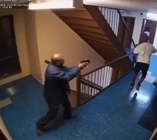 帕斯「彈無虛發」精準擊中對方。翻攝X@Maejor4Congress