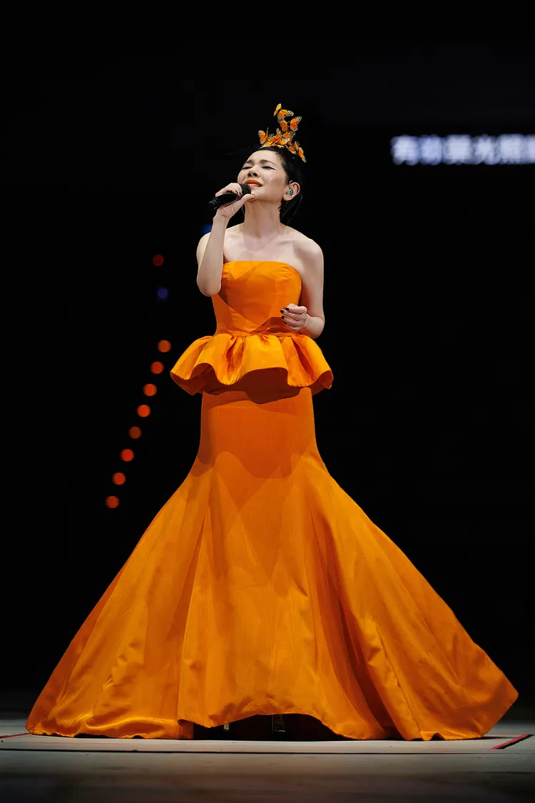 張清芳歌聲令人陶醉。上引娛樂提供