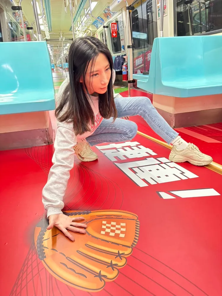 北捷彩繪列車好打卡。 北捷提供