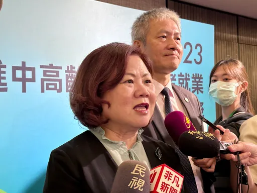 旅宿業爭移工!勞長許銘春打槍:觀光署未釐清「挑工非缺工」疑慮