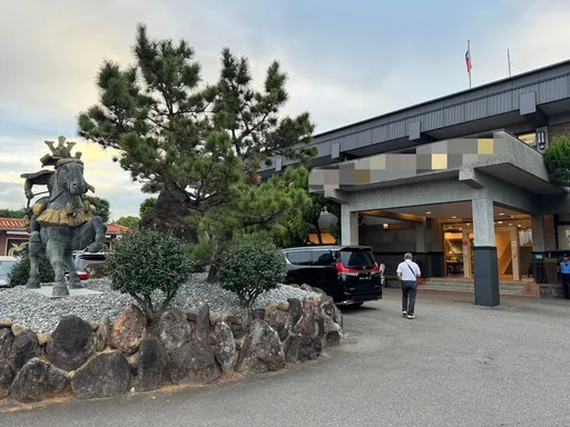 淡水高爾夫球場傳命案 桿弟撿球驚見男子趴水溝死亡