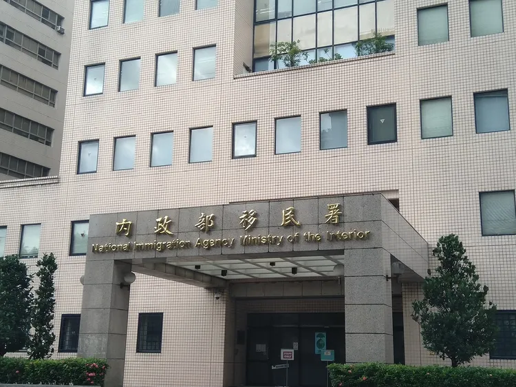 移民署解釋，外國人孩子滿足一定條件可延長居留時間。翻攝畫面