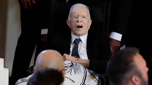 99歲卡特出席愛妻羅莎琳追悼會 拜登柯林頓親臨