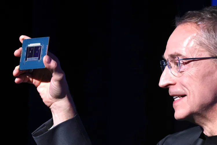 基辛格表示英特爾都有分散工廠。林林攝