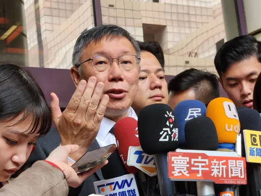 趙少康酸黃珊珊吃香喝辣 柯文哲不忍替她抱屈