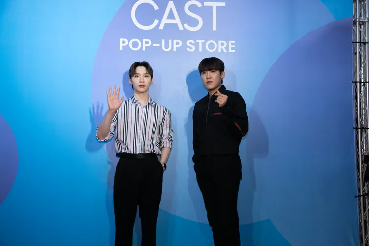 田雄（左）沒送過別人香水，朴佑鎮最近送給經紀人的生日禮物就是香水。攝影中心攝