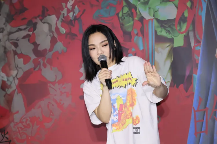 徐佳瑩笑談與嘉賓互動。攝影中心攝