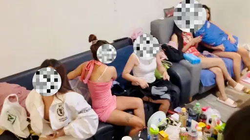 13名火辣應召女排排坐 老司機哀號!嘉義知名豆干厝被抄了
