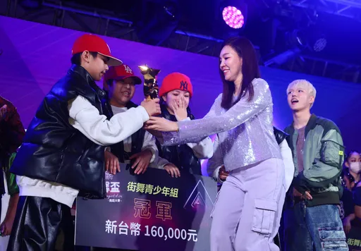 銘馨盃得獎名單出爐　曾馨瑩現場感動加碼人人有獎金