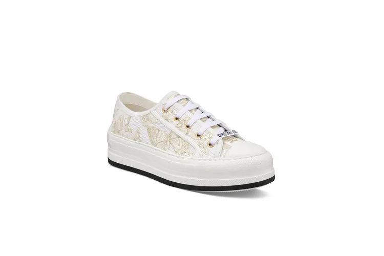 Walk'n' Dior休閒鞋， 3萬7000元。品牌提供