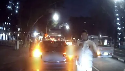 好怕怕！行車糾紛逼車挑釁　莽男：很久沒打架了