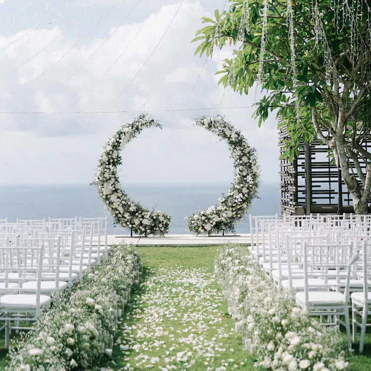 Alila Villas Uluwatu婚禮布置浪漫。翻攝飯店IG