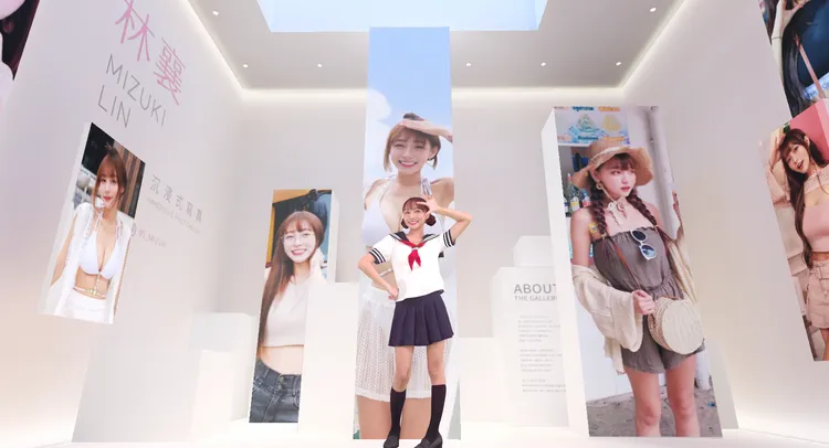 林襄也公開成為啦啦隊員和工作的照片。HTC VIVE ORIGINALS提供