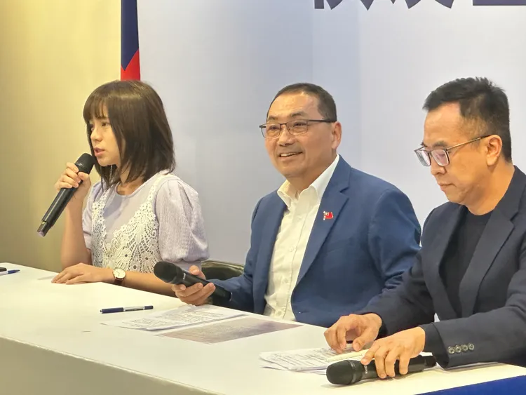 侯友宜希望明天以4個專家民調進行公開審視。曾佳俊攝