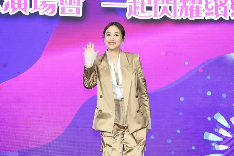 吳姍儒首度擔任新北耶誕城主持人。攝影中心攝