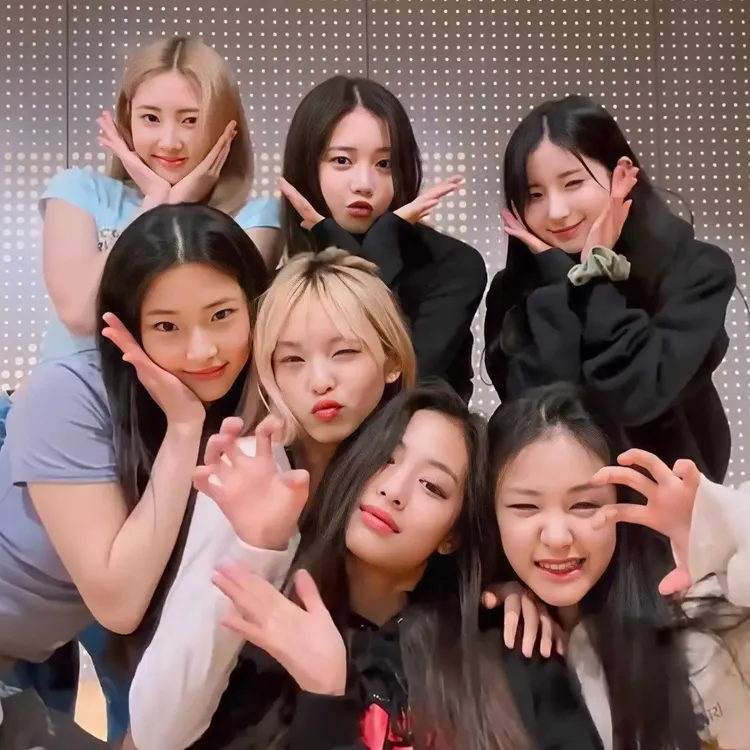 BABYMONSTER 11月27日就要出道，傳出C位Ahyeon退出。翻攝naver