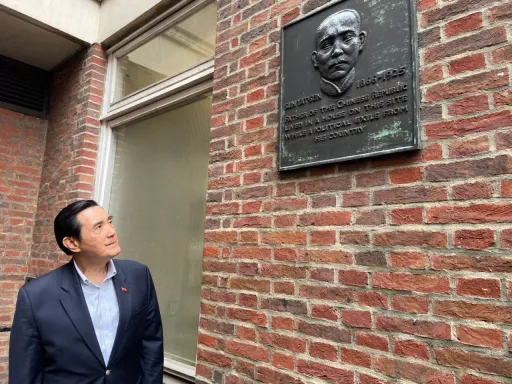 「馬英九是個老實人」 趙少康喊話:不要被柯文哲利用