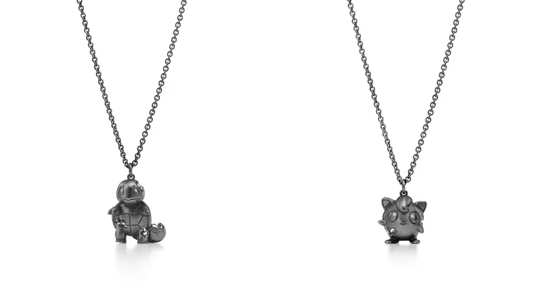 傑尼龜Squirtle（左）、胖丁Jiggly Puff（右）純銀鑲鑽鍊墜。品牌提供