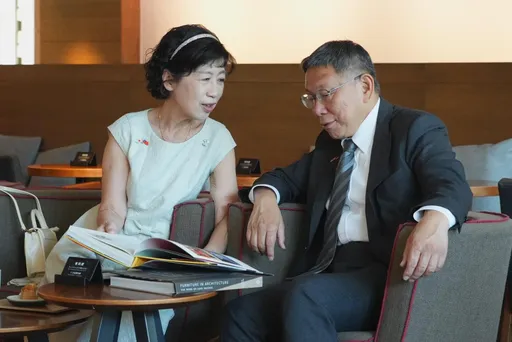 陳佩琪酸藍白合全民調如九二共識！　柯文哲大笑三聲：她只代表某個國民