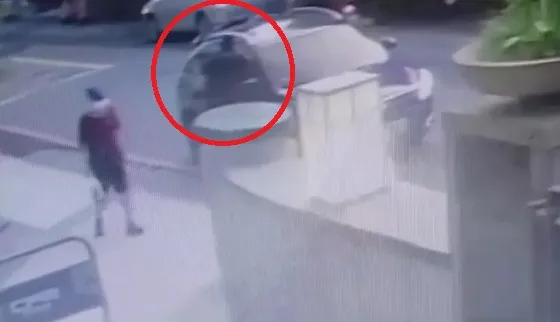 紀嫌駕駛Uber多元計程車販毒，搖下車窗只需10秒鐘就完成交易。民眾提供