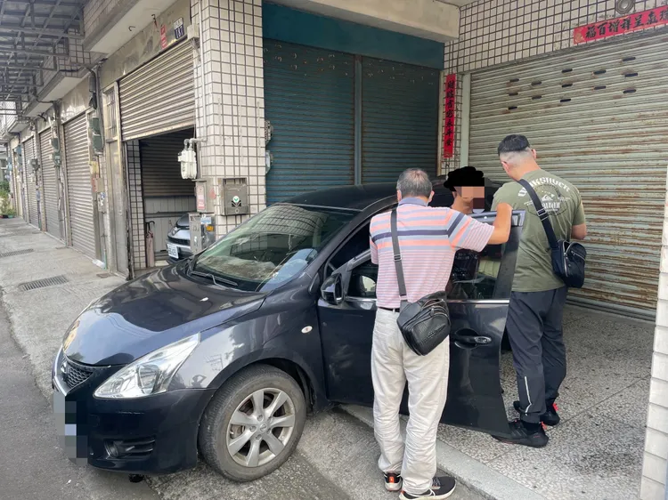 警方逮捕紀嫌。民眾提供