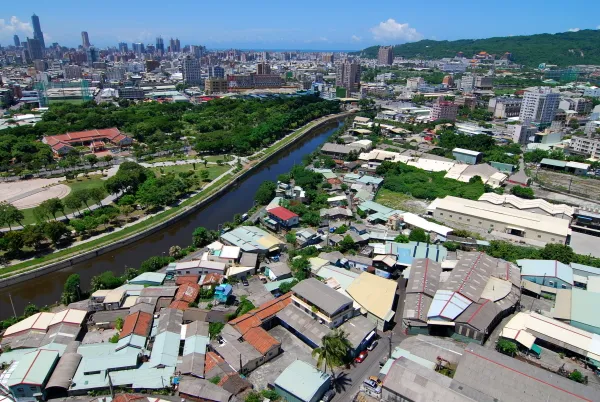 農21過去曾有區段徵收紀錄，但地主對於分回比例不滿，因此並未成功。高市都發局提供