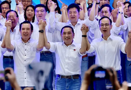 藍白合有共識了!馬辦透露:朱立倫找人打電話來「同意全民調」