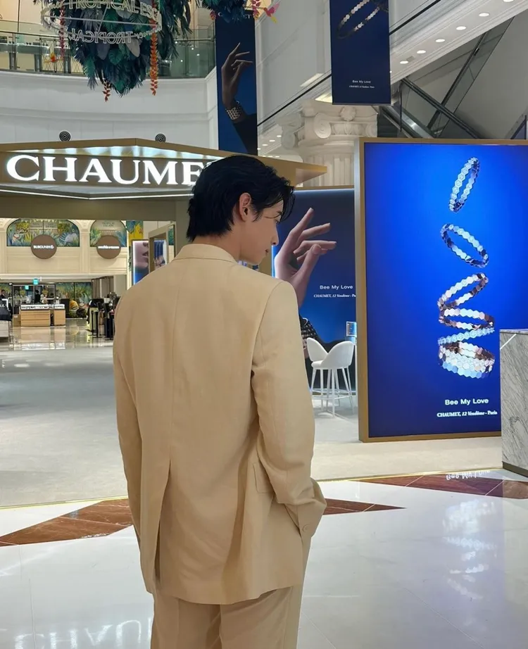 車銀優擁有零死角的帥臉。翻攝車銀優IG