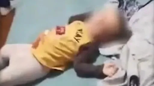 18月嬰哭哭「打斷我喝酒」 媽怒砍3刀!兒子腸子流出來了