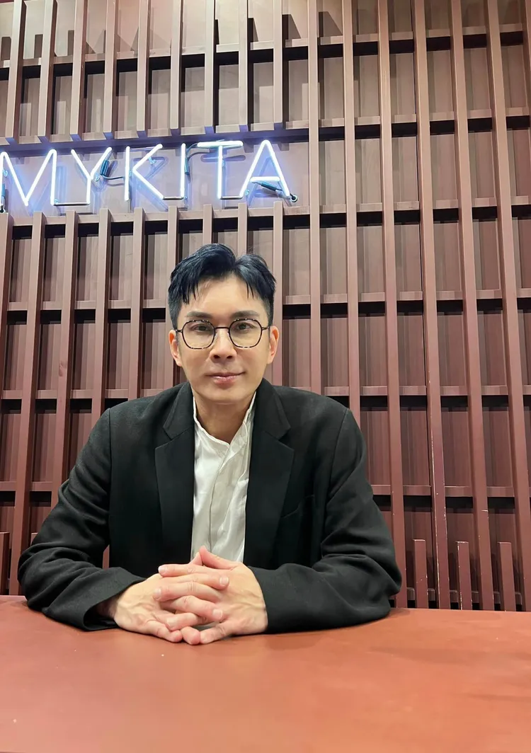 造型師陳孫華點評今晚金鐘紅毯。陳孫華提供