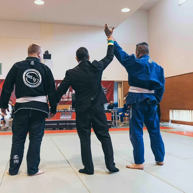 翻攝自臉書「飆捍」