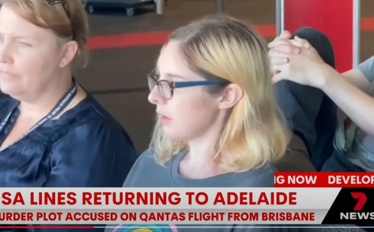 萊斯被押送回澳洲。翻攝自7NEWS Australia