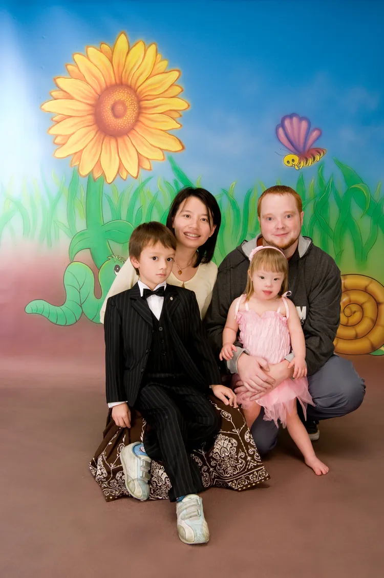 Johnni一家四口。Johnni提供