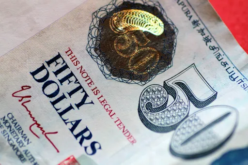 星國當舖女股東動歪腦筋! 私自典當顧客金飾套現71萬新元