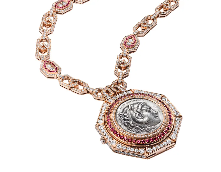 蘇有朋配搭的Monete古幣頂級珠寶神秘懷錶。品牌提供