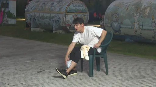 溫昇豪錄影驚曝意外 遭「鋼筋劃傷」血流不止