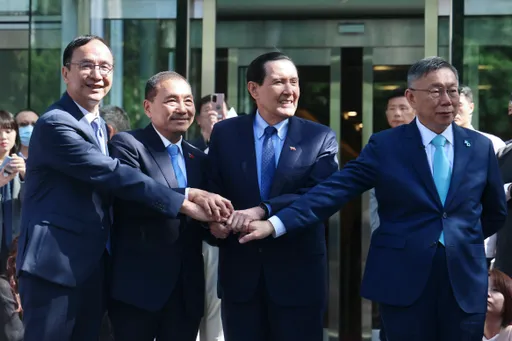 藍白合成局！藍委集體嗨翻　大讚「台灣終於有救」有助立委選情